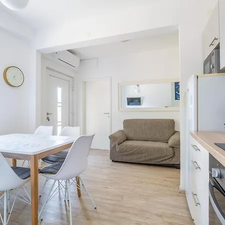 Holiday home Cernetic