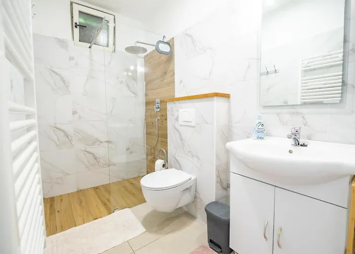 Cernetic Casa de Férias *